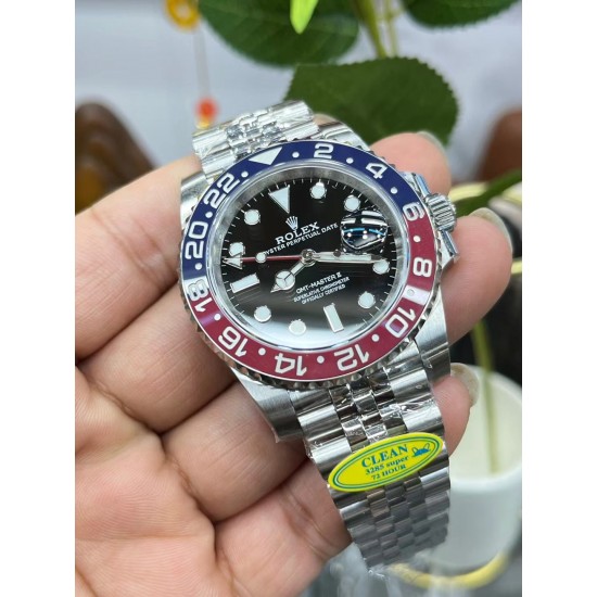“可乐圈” ROLEX 劳力士 GMT格林尼治型 尺寸40mm!精钢表壳表链,蓝宝石镜面,超级夜光,双向陶瓷旋转表圈,原装折叠扣! “可乐圈” ROLEX 劳力士 GMT格林尼治型 尺寸40mm!精钢表壳表链,蓝宝石镜面,超级夜光,双向陶瓷旋转表圈,原装折叠扣!