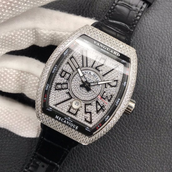 法兰克 穆勒 ❤️Franck Muller V45 SC DT系列⌚️54*42*15mm 瑞士2824全自动机械机芯 蓝光镀膜玻璃 316精钢鑫表壳 3D立体字面 牛皮表带底部橡胶 针扣 糅合运动设计风格 中间完美弧线夹层设计 尽显绅士品味 一如既往的酷 法兰克 穆勒 ❤️Franck Muller V45 SC DT系列⌚️54*42*15mm 瑞士2824全自动机械机芯 蓝光镀膜玻璃 316精钢鑫表壳 3D立体字面 牛皮表带底部橡胶 针扣 糅合运动设计风格 中间完美弧线夹层设计 尽显绅士品味 一如既往的酷
