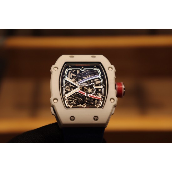 理查德米勒 Richard Mille RM67-02跳高之王冠军款 1:1精准开模 采用100%的(NTPT碳纤维/陶瓷材料)制造 形成表壳上的特殊纹理 搭载原装西铁城全自动机械机芯 摆幅28800 无论壳身大小零散小件也是精心设计 技术成熟并独具动感的线条设计优点 搭配特色尼龙表带 尺寸48X42mm!!! 理查德米勒 Richard Mille RM67-02跳高之王冠军款 1:1精准开模 采用100%的(NTPT碳纤维/陶瓷材料)制造 形成表壳上的特殊纹理 搭载原装西铁城全自动机械机芯 摆幅28800 无论壳身大小零散小件也是精心设计 技术成熟并独具动感的线条设计优点 搭配特色尼龙表带 尺寸48X42mm!!!