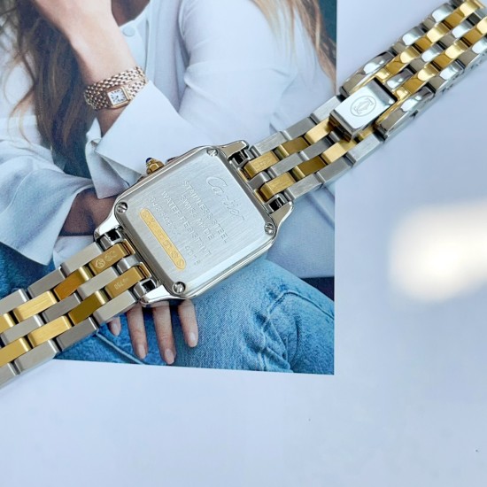 Panthre de Cartier / double chain Width 22mm.Length 30mm. Chain length 44cm卡地亚猎豹系列腕表/双圈表链宽度22mm 长度30mm 链条长度44cm瑞士进口石英机芯,316L精钢表壳表链。蓝晶石表冠,蓝宝石镜面,淬火钢蓝指针,双圈环绕链条,便捷珠宝扣。 Panthre de Cartier / double chain Width 22mm.Length 30mm. Chain length 44cm卡地亚猎豹系列腕表/双圈表链宽度22mm 长度30mm 链条长度44cm瑞士进口石英机芯,316L精钢表壳表链。蓝晶石表冠,蓝宝石镜面,淬火钢蓝指针,双圈环绕链条,便捷珠宝扣。