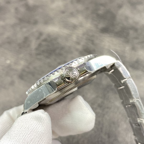 【vs厂出品】2021专柜最新款劳力士 蓝水鬼 最高版本MAX.1,搭载VS72小时动能的3235机芯。只需上链50圈,看能否静置走时2天,即可辨别真伪的版本。2,市面上最好的蓝色陶瓷圈,不再是艳蓝色,最新一代的C圈。3,表盘等配件可以和正品互换,最佳改装副本(论坛玩家已经验证,不用夸大宣传)人民币的售价买到美元价值的!出货实拍 【vs厂出品】2021专柜最新款劳力士 蓝水鬼 最高版本MAX.1,搭载VS72小时动能的3235机芯。只需上链50圈,看能否静置走时2天,即可辨别真伪的版本。2,市面上最好的蓝色陶瓷圈,不再是艳蓝色,最新一代的C圈。3,表盘等配件可以和正品互换,最佳改装副本(论坛玩家已经验证,不用夸大宣传)人民币的售价买到美元价值的!出货实拍