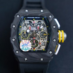 【 RICHARD MILLE 】理查德米勒 RM011-03艺术提升了全新层次，顶级碳纤维壳套 最完美的纹路 最完美的做工 搭载7750大日历 计时 飞返/逆跳多功能ETA7750全自动机械机芯，进口橡胶表带 原装折叠扣，尺寸50X40mm 高端大气上档次 计时腕表，展现着理查品牌的经典内涵，阳光而富有吸引力！全球限量50个7750机 ⚠️请认准独家品质