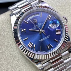ROLEX 劳力士 星期日志型！1⃣️ 蓝宝石镜面，日历2.5倍放大镜，效果同步原版。2⃣️蚝式表壳结构，一体中层表壳，旋入式底盖及上链表冠。3⃣️结构尺寸厚度同步原装，直径40mm4⃣️搭载2836自动上链机芯，快调瞬跳星期日历、做到调时、厚度、结构同步原版。
