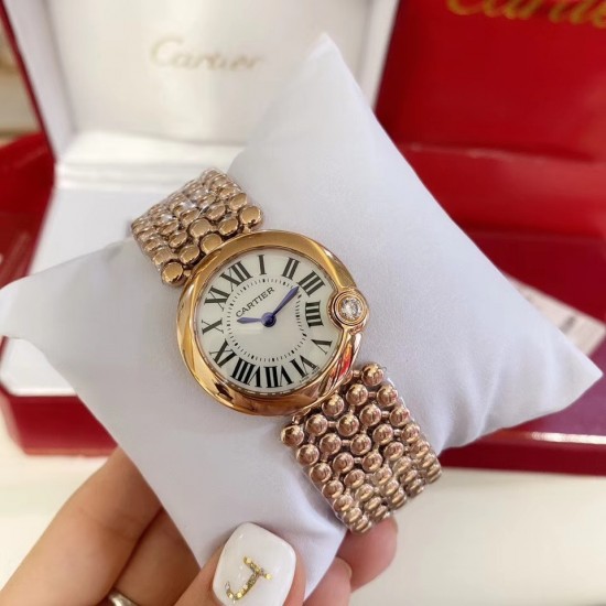 ★实拍 新款卡地亚BALLON BLANC DE CARTIER 女士腕表瑞士石英蓝宝石水晶玻璃表盘材质镀银阳光射线纹饰磨砂表盘 剑形镀金指针 表壳材质镶嵌明亮式切割圆钻 4时位置镶嵌明亮式切割圆钻 表径30毫米厚度8.40毫米 ★实拍 新款卡地亚BALLON BLANC DE CARTIER 女士腕表瑞士石英蓝宝石水晶玻璃表盘材质镀银阳光射线纹饰磨砂表盘 剑形镀金指针 表壳材质镶嵌明亮式切割圆钻 4时位置镶嵌明亮式切割圆钻 表径30毫米厚度8.40毫米