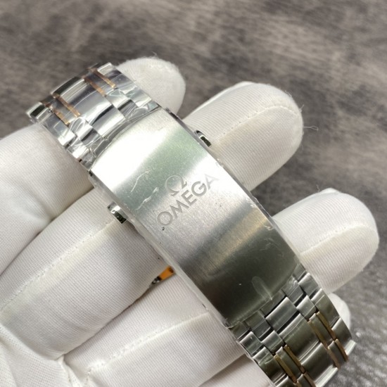 【VS出品】欧米茄 海马300M 316精钢材质打造！间玫瑰金钢带款！8800机 42MM！金灿灿，这个颜色好看！出货实拍