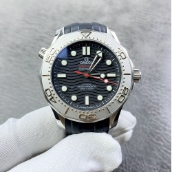 发货实拍✈️欧米茄海马系列210.30.42.20.01.002腕表(Nekton版腕表)，精钢表壳表链，5级钛金属单向旋转表圈饰以激光烧蚀潜水刻度，黑色表盘，激光烧蚀黑色氧化锆（ZrO2）陶瓷表盘，哑光饰面饰有抛光立体波纹图案，搭载8806型自动机械机芯，42毫米。vs厂出品