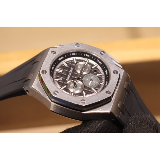 随机送迷彩橡胶带一副品牌:爱彼 Audemars Piguet系列:皇家橡树离岸型限量多功能机械腕表尺寸:44MM13MM机芯:复刻原装3126全自动机械机芯镜面:反炫光处理蓝宝石水晶玻璃材料:进口316精钢鑫表壳表带: 进口橡胶表带表扣: 原装针扣(H厂出品,市场最高版本,超高品质,超A做工,非市场普通货,硬汉必备神器) 随机送迷彩橡胶带一副品牌:爱彼 Audemars Piguet系列:皇家橡树离岸型限量多功能机械腕表尺寸:44MM13MM机芯:复刻原装3126全自动机械机芯镜面:反炫光处理蓝宝石水晶玻璃材料:进口316精钢鑫表壳表带: 进口橡胶表带表扣: 原装针扣(H厂出品,市场最高版本,超高品质,超A做工,非市场普通货,硬汉必备神器)