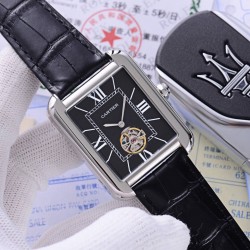 卡地亚 Cartier  精品男士腕表，独家二针飞轮设计，技艺精湛，独具匠心，尊贵大气，绅士风范。采用全自动机械机芯，顶级316精钢表壳表带，矿物质超强镜面，尺寸40*12