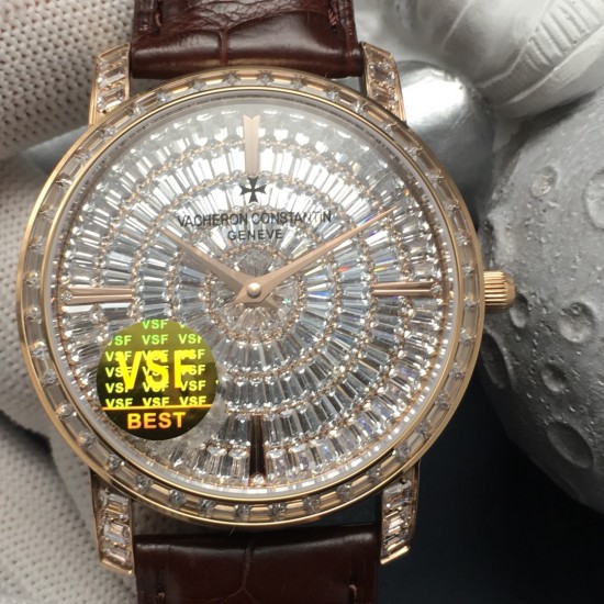VSF Factory狠货推荐 原版复刻 ⌚️江诗丹顿传袭系列 新款奢华满天星 型号82760/000G-9952男士腕表!1.表壳用316L精钢加电白金工艺,特别闪烁靓丽,施华路世奇水晶钻手工镶钻工艺!2.搭配双卜永不刮花蓝宝石玻璃镜面!3.标配纯手工意大利鳄鱼皮表带!4.搭配日本进口9⃣️0⃣️1⃣️5⃣️机芯机械(零返修)每小时振频次数28800,动力储存4⃣️0⃣️小时!VSF诚意之作 匠心独运,完美演绎,值得你拥有! VSF Factory狠货推荐 原版复刻 ⌚️江诗丹顿传袭系列 新款奢华满天星 型号82760/000G-9952男士腕表!1.表壳用316L精钢加电白金工艺,特别闪烁靓丽,施华路世奇水晶钻手工镶钻工艺!2.搭配双卜永不刮花蓝宝石玻璃镜面!3.标配纯手工意大利鳄鱼皮表带!4.搭配日本进口9⃣️0⃣️1⃣️5⃣️机芯机械(零返修)每小时振频次数28800,动力储存4⃣️0⃣️小时!VSF诚意之作 匠心独运,完美演绎,值得你拥有!