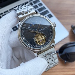 实物拍摄品牌：江诗丹顿 -Vacheron Constantin类型：[酷]男士腕表表壳：316精钢（做工优质）表带：进口真牛皮/316精钢（两种可选）机芯：高级定制全自动机械机芯（走时稳定）玻璃：高级强化镀膜镜面尺寸：直径41mm，厚度12.5mm