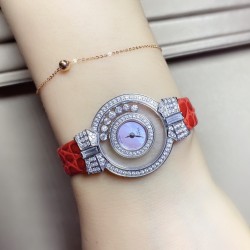 实拍 (蝴蝶结)chopard-happy Sport 萧邦HAPPY DIAMONDS系列快乐钻 腕表蓝宝石玻璃镜面 原厂瑞士石英机芯 镜面内自由滑动快乐钻 钻石围绕表盘回旋起舞 制作精巧双层透明跳跃时尚的设计风格，完美女性的前卫、大方、秀气的特质，内、外蓝宝石玻璃 ，微型按调EAT瑞士石英机，表壳直径约28mm
