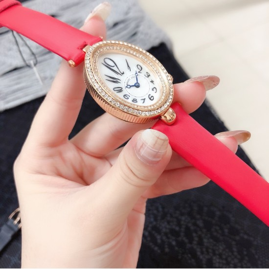 2019新款Breguet-宝玑那不勒斯皇后系列! 史上最强最美 绝对值得拥有的一款 拱桥弧形、表盘用天然白色珍珠母贝 阿拉伯数字时符 经典的蓝钢宝玑指针,完美复刻 那不勒斯皇后款 绝对的女神气质名媛款 最重要的是百搭得来不失少女心 必入款❗带上一秒变女神,各种派对,晚会,聚会,约会,发布会,让你BlingBling 2019新款Breguet-宝玑那不勒斯皇后系列! 史上最强最美 绝对值得拥有的一款 拱桥弧形、表盘用天然白色珍珠母贝 阿拉伯数字时符 经典的蓝钢宝玑指针,完美复刻 那不勒斯皇后款 绝对的女神气质名媛款 最重要的是百搭得来不失少女心 必入款❗带上一秒变女神,各种派对,晚会,聚会,约会,发布会,让你BlingBling