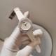 伯爵-PIAGET 全新高级珠宝系列,18K白金.玫瑰金,镶饰24颗马眼型切割美钻(约3.84克拉)是高级珠宝制作的一大挑战;钻石散发的耀眼光芒,皮带采用轻柔的缎面材质,与钻石造型形成优雅对比。原装尺寸31X7.8mm. 伯爵-PIAGET 全新高级珠宝系列,18K白金.玫瑰金,镶饰24颗马眼型切割美钻(约3.84克拉)是高级珠宝制作的一大挑战;钻石散发的耀眼光芒,皮带采用轻柔的缎面材质,与钻石造型形成优雅对比。原装尺寸31X7.8mm.