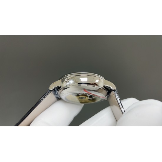 宝珀villeret 经典6654 全新V3升级版来咯从“芯”出发,去繁就简 让属于你的分秒瞬间更加完整! 升级亮点【机芯】1.全新进口Cal.6654机芯 摆幅28800 走时更精准2.升级秒针实心大中轴 同步正品3.烫金立体工艺月相盘4.对版后盖见光比例 宝珀6654 全新V3升级版——你值得拥有! 宝珀villeret 经典6654 全新V3升级版来咯从“芯”出发,去繁就简 让属于你的分秒瞬间更加完整! 升级亮点【机芯】1.全新进口Cal.6654机芯 摆幅28800 走时更精准2.升级秒针实心大中轴 同步正品3.烫金立体工艺月相盘4.对版后盖见光比例 宝珀6654 全新V3升级版——你值得拥有!