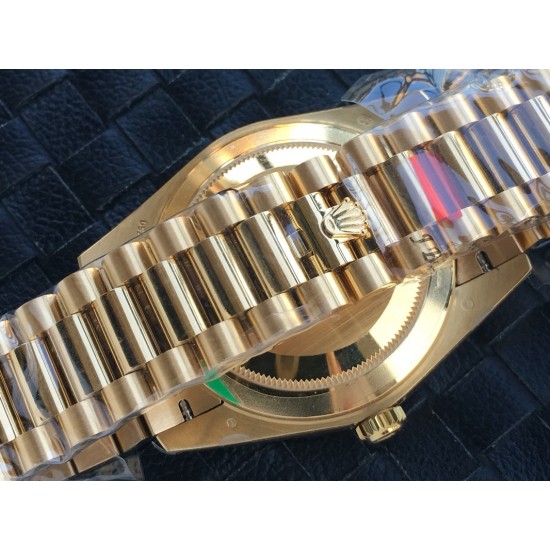升级V2版 EW诚品 耗时8个月上市 劳力士市面上最高版本星期日志型3255机 原版1比1开模 专业尺寸40毫米 一卡一号 正品保修卡 说明书,表扣做工前无来者,打开logo轻松解开!请认准细节 贴膜与正品同色 红 绿(实力拍,实拍无P图) 升级V2版 EW诚品 耗时8个月上市 劳力士市面上最高版本星期日志型3255机 原版1比1开模 专业尺寸40毫米 一卡一号 正品保修卡 说明书,表扣做工前无来者,打开logo轻松解开!请认准细节 贴膜与正品同色 红 绿(实力拍,实拍无P图)