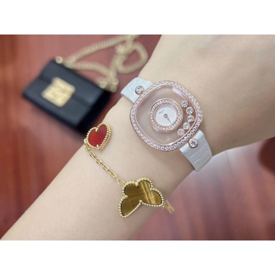 品牌：Chopard-萧邦最新款方形Happy Diamonds❤️瑞士原厂石英机芯 五颗快乐钻石在表盘自由流动  电镀18k金好货不等人哦～[机智]