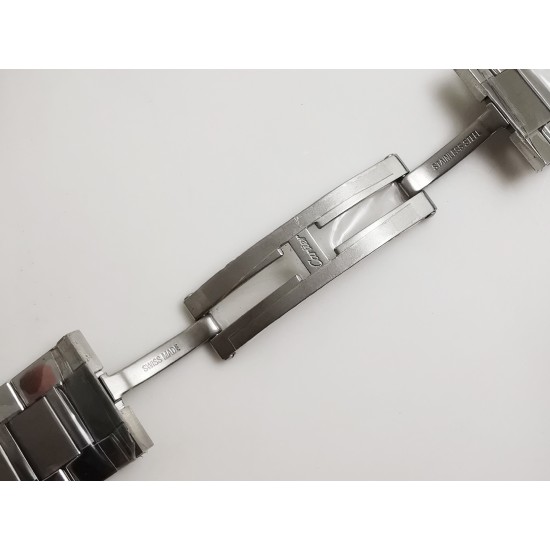 K11厂出品！升级V2版[强][强][强]顶级完美复刻的卡地亚TANK 坦克系列，[闪电]精钢版[闪电]有小号2431,中号2734,两个尺寸，顶级完美复刻，细节打磨，指针颜色，把头弧度，原厂鳄鱼皮带，底盖编码，均与正品一致！配贴码，一表一码！十种颜色表带！