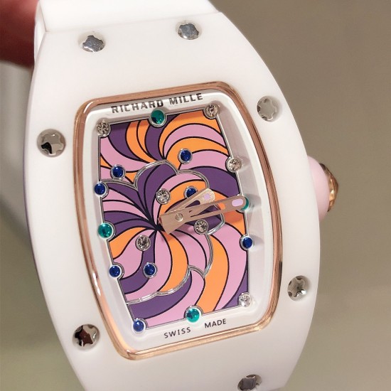 最新理查珐琅棉花糖理查德米勒 RichardMille 珐琅棉花糖 最新爆款 bon bon系列最稀有的作品!克服传统工艺打破模式!钟表最受尊敬的技术之一。不是所有人的嫁妆,棉花糖运动曲线和颜色,它们是诱人的。有了理查德米勒,实现了把棉花糖戴在你的手腕上!白色陶瓷加上黄粉绿搪瓷表盘,RM-07柔和的颜色创造了一个组合...甜蜜!糖果店的一次旅行,一个让人难以置信的艺术品。你会戴上它吗? 最新理查珐琅棉花糖理查德米勒 RichardMille 珐琅棉花糖 最新爆款 bon bon系列最稀有的作品!克服传统工艺打破模式!钟表最受尊敬的技术之一。不是所有人的嫁妆,棉花糖运动曲线和颜色,它们是诱人的。有了理查德米勒,实现了把棉花糖戴在你的手腕上!白色陶瓷加上黄粉绿搪瓷表盘,RM-07柔和的颜色创造了一个组合...甜蜜!糖果店的一次旅行,一个让人难以置信的艺术品。你会戴上它吗?