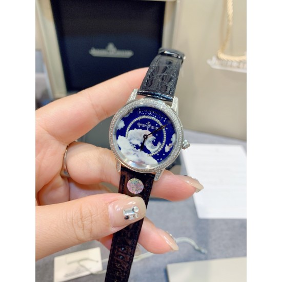 独家实拍,认准品质与细节女人的三大梦想之一,积家约会系列流星腕表 以珍稀工艺呈现变幻莫测的绚烂流星,蓝宝石玻璃,原装折叠扣!尺寸:33mm,厚10mm! 独家实拍,认准品质与细节女人的三大梦想之一,积家约会系列流星腕表 以珍稀工艺呈现变幻莫测的绚烂流星,蓝宝石玻璃,原装折叠扣!尺寸:33mm,厚10mm!