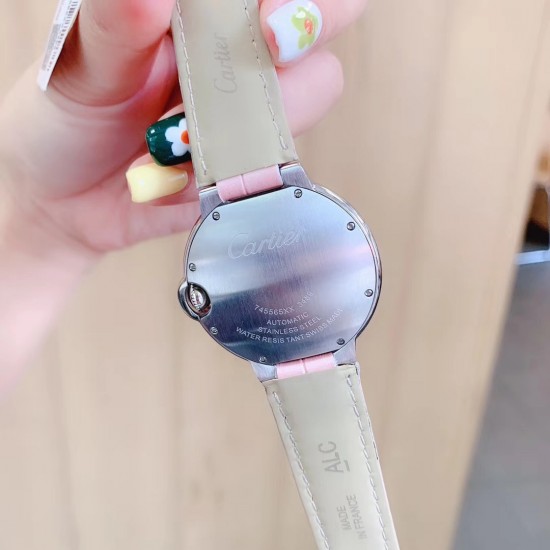 爆款到货卡地亚蓝气球满钻系列双排四角排✨超美人工镶嵌施华洛世奇水晶钻 字面全钻尽显高端品质 鳄鱼纹小牛皮搭配原装折叠扣 方便携带 百搭尺寸36mm(白玫金壳三色可选)适合各种高大上场合[机智]