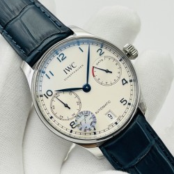 【ZF Factory销量神器】V5升级版 IWC万国葡7－葡萄牙系列 七日链 ！1⃣️搭载定制版自动机械机芯！2⃣️独立小秒针，真动能指示！3⃣️蓝宝石玻璃镜面！4⃣️定制版意大利牛皮表带，原装扣子！5⃣️直径42毫米！ZF出品 必属精品 欢迎您的品鉴！