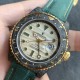 Diw新作勞力士超限量中东版 GMT-MASTER II Diw团队重新制作了碳纤维表壳,同时包含表圈、面盘等零件也全都是碳纤维材质,其中碳纤维表圈上数字刻度首次采用全新碳纤维植丁技术(非填油)塑造丰富视觉层次,质感细腻。透视底盖可清楚展示正反快速调日历的劳力士专属cal.3186机芯。搭配柔软魔术贴表带和一体碳纤维表扣。首批量产提供4种颜色表盘可选,5种不同颜色风格表带。 Diw新作勞力士超限量中东版 GMT-MASTER II Diw团队重新制作了碳纤维表壳,同时包含表圈、面盘等零件也全都是碳纤维材质,其中碳纤维表圈上数字刻度首次采用全新碳纤维植丁技术(非填油)塑造丰富视觉层次,质感细腻。透视底盖可清楚展示正反快速调日历的劳力士专属cal.3186机芯。搭配柔软魔术贴表带和一体碳纤维表扣。首批量产提供4种颜色表盘可选,5种不同颜色风格表带。
