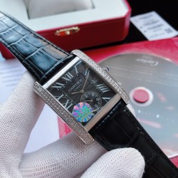 SJ出品 TW复刻升级版 CARTIER卡地亚 T2 坦克系列 W5330001 自动机械男表 原装正品开模打造 1:1复刻 搭载原版1904MC型机芯 尺寸：34*44mm 蓝宝石镜面 意大利小牛皮带 三杰精致推荐男士机械瑞士腕表 SJ为你精心制作超真实实物图拍摄