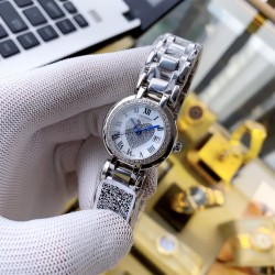 实物拍摄 浪琴-LONGINES[玫瑰][玫瑰][玫瑰]女神爆款 最美心月 采用进口石英机芯 独具一格的心形图案，高贵奢华，316精钢表壳  超强耐磨矿物质玻璃镜面  清秀女神必备[玫瑰][玫瑰][玫瑰]尺寸：直径29mm厚度10mm 请认准独家品质！