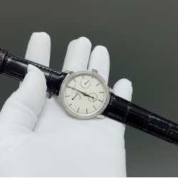 KM江诗丹顿TRADITIONNELLE 传袭系列83520/000R-9909机械腕表，震撼上市！独立秒针、指针式日历、动力储备功能，多功能腕表，3位日历，6位跑秒小针，9位动脑显示，官方同样表径尺寸40mm，搭配改装2475SC全自动机械机芯