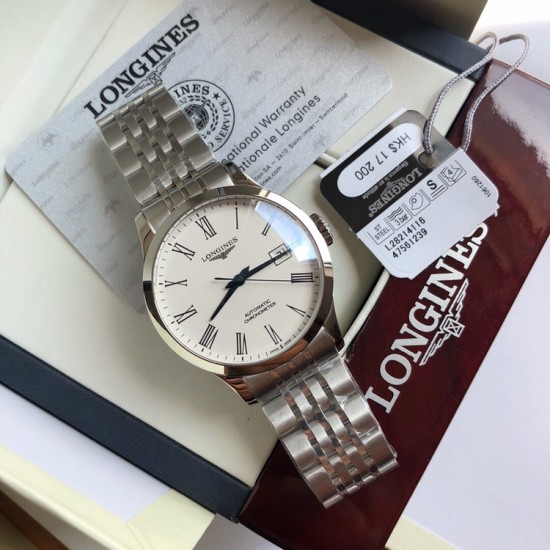 LONGINES 浪琴 开创者系列,185周年推出的拥有天文台认证的系列腕表,316精钢表壳表带,搭配黑白色表盘,简洁的时标与简洁美观的中央大三针相呼应,令时间呈现清晰、直观,直径40mm! LONGINES 浪琴 开创者系列,185周年推出的拥有天文台认证的系列腕表,316精钢表壳表带,搭配黑白色表盘,简洁的时标与简洁美观的中央大三针相呼应,令时间呈现清晰、直观,直径40mm!
