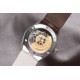 ★实拍 Vacheron Constantin江诗丹顿纵横四海系列OVERSEAS女款小号型2300v/2305v【表壳】表径3610.8mm 同步原装 质感细腻大方 蓝宝石镜面【字面】表盘经旭日纹缎面拉丝工艺处理 深邃优雅 18k金时标均带白色夜光涂层【机芯】CITIZEN8系列改Cal.5300机芯(机芯稳定零返修 )后原装18k纳米镀金质摆陀【表带扣】半马其他十字三片折叠式表扣 进口牛皮表带越欣赏 越懂欣赏 ★实拍 Vacheron Constantin江诗丹顿纵横四海系列OVERSEAS女款小号型2300v/2305v【表壳】表径3610.8mm 同步原装 质感细腻大方 蓝宝石镜面【字面】表盘经旭日纹缎面拉丝工艺处理 深邃优雅 18k金时标均带白色夜光涂层【机芯】CITIZEN8系列改Cal.5300机芯(机芯稳定零返修 )后原装18k纳米镀金质摆陀【表带扣】半马其他十字三片折叠式表扣 进口牛皮表带越欣赏 越懂欣赏