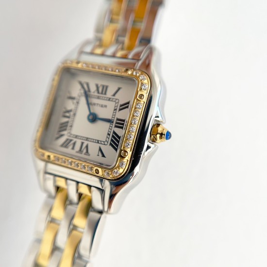 Panthre de Cartier / double chain Width 22mm.Length 30mm. Chain length 44cm卡地亚猎豹系列腕表/双圈表链宽度22mm 长度30mm 链条长度44cm瑞士进口石英机芯,316L精钢表壳表链。蓝晶石表冠,蓝宝石镜面,淬火钢蓝指针,双圈环绕链条,便捷珠宝扣。 Panthre de Cartier / double chain Width 22mm.Length 30mm. Chain length 44cm卡地亚猎豹系列腕表/双圈表链宽度22mm 长度30mm 链条长度44cm瑞士进口石英机芯,316L精钢表壳表链。蓝晶石表冠,蓝宝石镜面,淬火钢蓝指针,双圈环绕链条,便捷珠宝扣。
