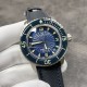 JB BLANCPAIN 宝珀 五十噚 五十寻 5015-1130-52潜水表 精钢表壳 夜光蓝宝石表圈 蓝宝石镜面镀防眩光蓝膜(没有N厂那么浓蓝色,是很淡的蓝,原装也是这样) 镀铑指针 蓝色表盘(白色字印刷相对其他版本覆盖更好了) 超强夜光 海鸥2836机芯(不再是其他版本的杭州机) 双层底盖 外层防水防尘 内层防磁 尼龙纤维革表带 蝴蝶双按扣 外送一副橡胶表带含针扣及表带更换工具两把以及表带安装生耳螺丝一对 45mm ZF厂出品!出货实拍 JB BLANCPAIN 宝珀 五十噚 五十寻 5015-1130-52潜水表 精钢表壳 夜光蓝宝石表圈 蓝宝石镜面镀防眩光蓝膜(没有N厂那么浓蓝色,是很淡的蓝,原装也是这样) 镀铑指针 蓝色表盘(白色字印刷相对其他版本覆盖更好了) 超强夜光 海鸥2836机芯(不再是其他版本的杭州机) 双层底盖 外层防水防尘 内层防磁 尼龙纤维革表带 蝴蝶双按扣 外送一副橡胶表带含针扣及表带更换工具两把以及表带安装生耳螺丝一对 45mm ZF厂出品!出货实拍