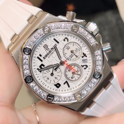 实拍 新推出数字面 钻面  A.P-爱彼皇家橡树离岸型系列超酷炫女装 色彩缤纷搭配  六针计时进口石英机芯 蓝宝石防刮玻璃 316精钢壳套 进口橡胶带 爱彼女款中的最佳经典。