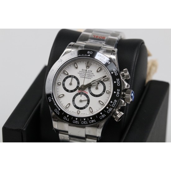 GM超神之作 ROLEX DAYTONA劳力士迪通拿904L全新最强版本 1:完美修改了避针高底位置与正品一致2:904L表扣更细腻更完美3:市面上唯一做出了与正品质感一致的包超薄金属钢片的oysterflex胶带【能与正品互换通用 质感相符】[拳头][拳头][拳头]完美修正十年间所有副本的不足和缺陷，陶瓷圈口！4130机芯，攻克机芯厚度，使壳身厚度达到与正品一致，壳身和字面颜色更细腻做出了与正品一致的视觉效果，并搭配劳力士专用盒子。【GM出品】