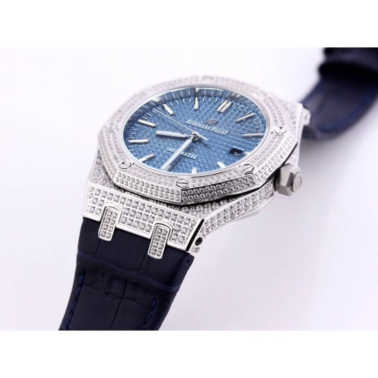 SF 爱彼 Audemars Piguet 皇家橡树系列 ️钻石壳 皮带款 搭载316L不锈精钢表壳 实心厚重钢带精选进口奥地利水钻 光彩闪耀 采用进口亚洲3120机芯 精准计时 耗时13个月 钻石精致手表 尺寸41.5x12mm 重量110g SF Factory 三杰精致推荐男士机械腕表 SJ为你精心打造超真实实物图拍摄 SF 爱彼 Audemars Piguet 皇家橡树系列 ️钻石壳 皮带款 搭载316L不锈精钢表壳 实心厚重钢带精选进口奥地利水钻 光彩闪耀 采用进口亚洲3120机芯 精准计时 耗时13个月 钻石精致手表 尺寸41.5x12mm 重量110g SF Factory 三杰精致推荐男士机械腕表 SJ为你精心打造超真实实物图拍摄