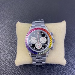 ROLEX 劳力士 彩虹拿一表难求！镶嵌根据原厂颜色渐变过渡最协调的36颗宝石进行优化处理，高度、角度一致，折射效果非常漂亮。蓝宝石透彻效果镜面，抛光打磨精湛细腻！