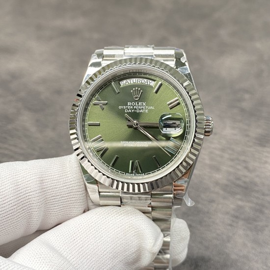 GM厂 劳力士恒日志41mm！别一样的骚气！绿绸缎面！搭载客户订制的瑞士进口ETA2836-2机芯 ！出货实拍