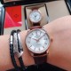 SJ出品 品牌:百达翡丽-PATEK PHILIPPE Z2 精品男士腕表,简约三针搭配三字位日历设计 经典复古风格 316精钢表壳,采用进口全自动机械机芯(超准走时)尺寸:40mm厚12mm,顶级进口牛皮表带,装配原装针扣 A级水晶镜面 三杰精致推荐男士精品机械腕表 精致传承真实效果 SJ品质的保证 SJ出品 品牌:百达翡丽-PATEK PHILIPPE Z2 精品男士腕表,简约三针搭配三字位日历设计 经典复古风格 316精钢表壳,采用进口全自动机械机芯(超准走时)尺寸:40mm厚12mm,顶级进口牛皮表带,装配原装针扣 A级水晶镜面 三杰精致推荐男士精品机械腕表 精致传承真实效果 SJ品质的保证