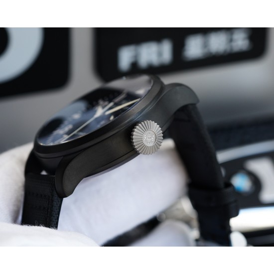 新款!技术引领时尚 万国典范 大飞新品 IWC 概念表特别版 【表壳】腕表数据46mm.与原装一致,采用高科技强化316精钢【字面】采用飞机引擎形状.菱角切工形状工序、上下不同版层配合十分艰难,在精湛技艺和强大的耐心,使之显现凸出的立体感。【表镜】蓝宝石水晶玻璃表镜,双面蓝色高透镀膜。工艺吻合原装,通透度直逼正品。新款必属精品 敬请各路表友品鉴 ⚠️请认准独家品质 新款!技术引领时尚 万国典范 大飞新品 IWC 概念表特别版 【表壳】腕表数据46mm.与原装一致,采用高科技强化316精钢【字面】采用飞机引擎形状.菱角切工形状工序、上下不同版层配合十分艰难,在精湛技艺和强大的耐心,使之显现凸出的立体感。【表镜】蓝宝石水晶玻璃表镜,双面蓝色高透镀膜。工艺吻合原装,通透度直逼正品。新款必属精品 敬请各路表友品鉴 ⚠️请认准独家品质