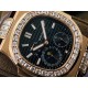 【PFF Factory2021牛年力作】V2升级版 【市场最高品质版本】百达.翡丽Patekphilippe运动系列(鹦鹉螺)5724(霸道总裁)升级版!1⃣️所有功能同正品(10字位动能显示,7字位日历和月相 4字位小秒针),和原装一样的带水平压纹图案,带荧光刻度 !2⃣️直径40毫米,904L精钢镀金,蓝宝石玻璃镜面。3⃣️5722和5724款的外钻为施华洛世奇钻,通透闪亮,气质非凡。在目前技术范畴内尽可能接近原装,此款腕表可以让您驾驭所有场合!PFF匠心之作 欢迎您的品鉴 【PFF Factory2021牛年力作】V2升级版 【市场最高品质版本】百达.翡丽Patekphilippe运动系列(鹦鹉螺)5724(霸道总裁)升级版!1⃣️所有功能同正品(10字位动能显示,7字位日历和月相 4字位小秒针),和原装一样的带水平压纹图案,带荧光刻度 !2⃣️直径40毫米,904L精钢镀金,蓝宝石玻璃镜面。3⃣️5722和5724款的外钻为施华洛世奇钻,通透闪亮,气质非凡。在目前技术范畴内尽可能接近原装,此款腕表可以让您驾驭所有场合!PFF匠心之作 欢迎您的品鉴