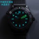 【 OMEGA 欧米茄 007-Seamaster Diver 300M 】推出新款海马300米无历型号!▪️圈口对标正品为铝圈,圈口刻度带冰蓝夜光效果。精磨网带,头粒与原版一致!细节到位!▪️表壳采用904精钢材质,抛光闪耀,坚固耐磨、不易氧化,长久佩戴依旧光采如新!▪️ 手工精磨水晶蓝宝石锅盖玻璃,闪亮耐刮,非普通玻璃镀膜!▪️独家定制8806双T机芯,功能与原版一致,超长72小时动能!更稳定!▪️ 下单即送胶带带扣子一副!限量发售,詹姆斯•邦德明星同款! 【 OMEGA 欧米茄 007-Seamaster Diver 300M 】推出新款海马300米无历型号!▪️圈口对标正品为铝圈,圈口刻度带冰蓝夜光效果。精磨网带,头粒与原版一致!细节到位!▪️表壳采用904精钢材质,抛光闪耀,坚固耐磨、不易氧化,长久佩戴依旧光采如新!▪️ 手工精磨水晶蓝宝石锅盖玻璃,闪亮耐刮,非普通玻璃镀膜!▪️独家定制8806双T机芯,功能与原版一致,超长72小时动能!更稳定!▪️ 下单即送胶带带扣子一副!限量发售,詹姆斯•邦德明星同款!