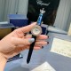 实拍 萧邦新款不断 重点推荐 重磅来袭 LHEUR DU DIAMANT珠宝镶系列，全套精钢镂空打造，光滑精致无暇，采用最新手法三爪镶石工艺，与原装正品一致，尺寸及细节完美至无可挑剔，整表美轮美奂由你任意搭配出行或各种宴会派对，该款专用进口石英机芯，走时稳定性众所周知！表扣饱满不显臃肿，蓝宝石水晶镜面，钻石及整个表扣呈现的弧度与镂空的鸟巢壳身完美绝配，搭配之对应效果令你无可挑剔，表带制作精良，狠下本钱采用进口高光牛皮 一点也不逊于市场的一般鳄鱼皮，尺寸：30mm厚10mm