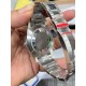 ROLEX 劳力士 蚝式恒动日志型41mm系列腕表,直径41mm,经典的蚝式表壳搭配三角坑纹外圈,把头采用旋入式设计,抗刮损蓝水晶玻璃,防反光凸透式放大(2.5倍)日历窗,隐蔽式摺叠皇冠带扣,矜持有度秀而不媚 恒久优雅! ROLEX 劳力士 蚝式恒动日志型41mm系列腕表,直径41mm,经典的蚝式表壳搭配三角坑纹外圈,把头采用旋入式设计,抗刮损蓝水晶玻璃,防反光凸透式放大(2.5倍)日历窗,隐蔽式摺叠皇冠带扣,矜持有度秀而不媚 恒久优雅!