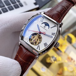 实物拍摄品牌：江诗丹顿 -Vacheron Constantin类型：[酷]男士腕表表壳：316精钢（做工优质）表带：进口真牛皮/316精钢（两种可选）机芯：高级定制全自动机械机芯（走时稳定）玻璃：高级强化镀膜镜面尺寸：直径37*43mm，厚度12.5mm