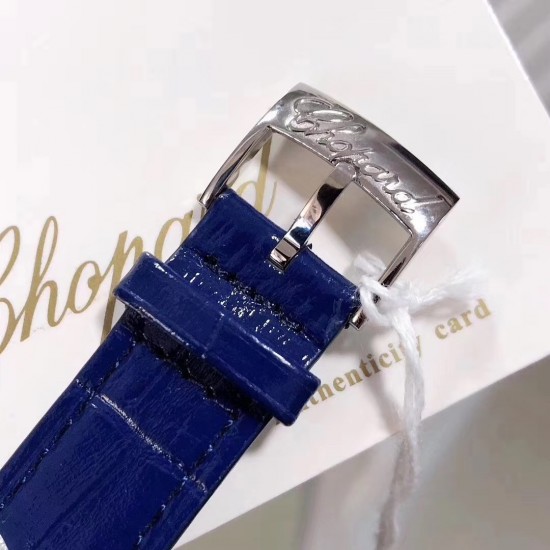萧邦 CHOPARD IMPERIALE 系列腕表。独特风格带您走进一个新阶段并且成功塑造了崇尚自我表达和与众不同的生活化概念,316精钢材质,此表款全手工镶嵌施华洛世奇水晶钻,成为了美式奢侈生活风格的代表!进口石英机芯以及精细做工,佩戴贴手舒适,设计风格简约明朗。充满奢华璀璨的气息,光彩夺人、让你瞬间提升华丽的气质 ! 萧邦 CHOPARD IMPERIALE 系列腕表。独特风格带您走进一个新阶段并且成功塑造了崇尚自我表达和与众不同的生活化概念,316精钢材质,此表款全手工镶嵌施华洛世奇水晶钻,成为了美式奢侈生活风格的代表!进口石英机芯以及精细做工,佩戴贴手舒适,设计风格简约明朗。充满奢华璀璨的气息,光彩夺人、让你瞬间提升华丽的气质 !