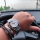SJ出品 TW复刻版 欧米茄 OMEGA 全新海马系列 T2 300 米 潜水表 搭载钢带送尼龙带一条一表两带，抢先体验全新海马300 升级改为透视底，全新海马300升级为与正品一致全陶瓷表盘刻有[ZrO2]的印记升级陶瓷圈上的刻度和字 采用“白珐琅”工艺 不易变黄 有光泽，表针针形和老款不同，针形加大，读时更清晰，搭配进口美优达9015改8800机芯。（零返修）并配欧米茄代购包装力求完美！三杰精致推荐瑞士机械男士腕表 SJ为你精心挑选超真实实物图拍摄