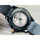 OMEGA 欧米茄【墨黑海马,桀骜登场】新品海马系列300米。表圈、波纹图案表盘均采用黑色氧化锆1Zr021陶瓷制成。镂空指针及12点位的圆点,均覆有Super-LumiNova夜光涂层。机芯的运转美态清晰可见。透过采用波纹边缘设计的蓝宝石玻璃表背,可以欣赏到8806机芯! OMEGA 欧米茄【墨黑海马,桀骜登场】新品海马系列300米。表圈、波纹图案表盘均采用黑色氧化锆1Zr021陶瓷制成。镂空指针及12点位的圆点,均覆有Super-LumiNova夜光涂层。机芯的运转美态清晰可见。透过采用波纹边缘设计的蓝宝石玻璃表背,可以欣赏到8806机芯!