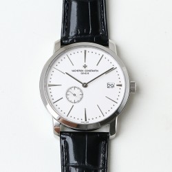 LS精品    新款江诗丹顿上市，外壳采用316L精钢打磨而成，耐磨防刮，字面刻度采用真正的圆珠丁，都是人工镶嵌而成，并非普通的刻度，立体感更强。皮带是舒适柔软的牛皮制作而成。玻璃是蓝宝石玻璃，防刮，通透性也是杠杠的。机芯采用的是进口5000机芯，摆幅28800，并且加入珍珠陀，更加漂亮简约。
