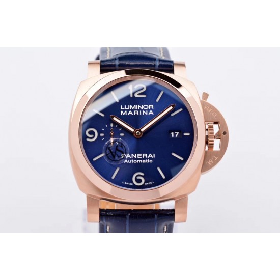 VS 沛纳海 廖凡代言新品:44MM“骚蓝”庐米诺红金腕表PAM 1112。唯有沛纳海红金表浓郁深厚,特征性设计,视觉上独特,形态上扎实,买红金系列的那必定是真爱粉无疑! VS 沛纳海 廖凡代言新品:44MM“骚蓝”庐米诺红金腕表PAM 1112。唯有沛纳海红金表浓郁深厚,特征性设计,视觉上独特,形态上扎实,买红金系列的那必定是真爱粉无疑!